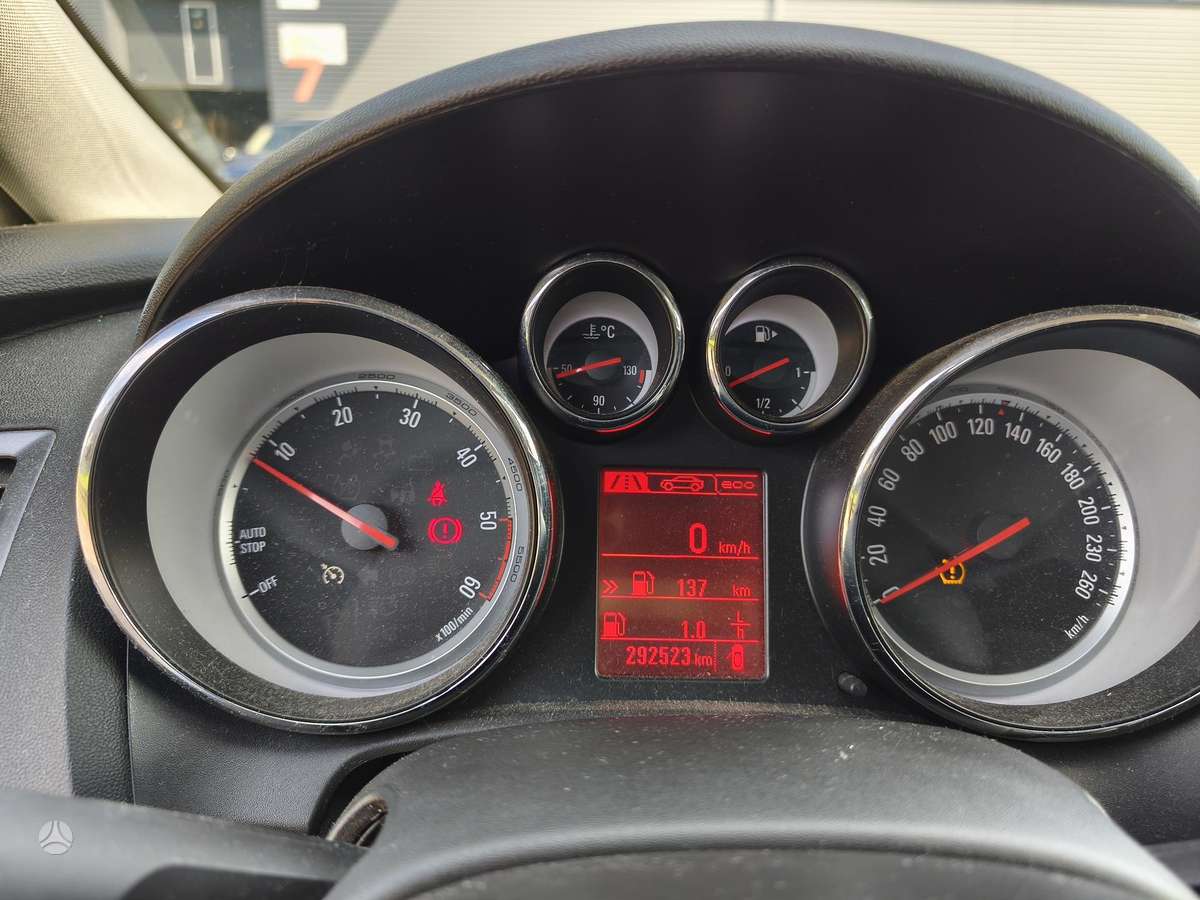 Opel Astra 2015 — photo 5