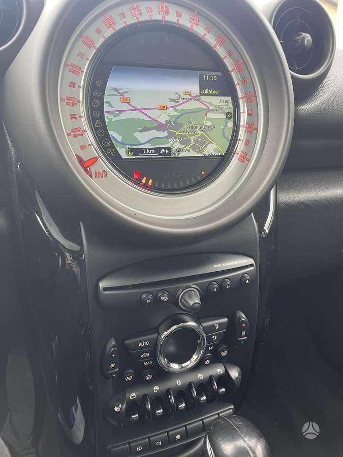 Mini Countryman 2011 — photo 24