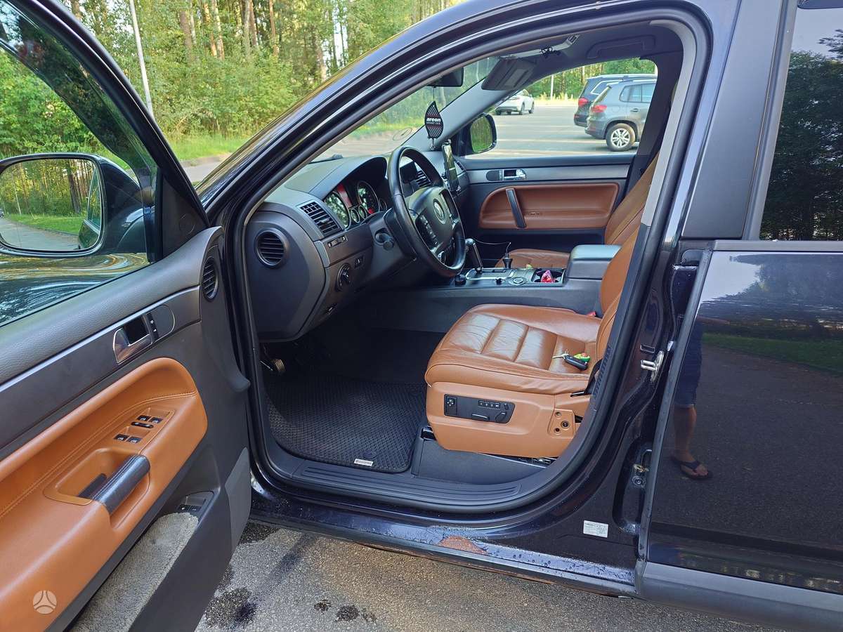 Volkswagen Touareg 2007 — photo 12