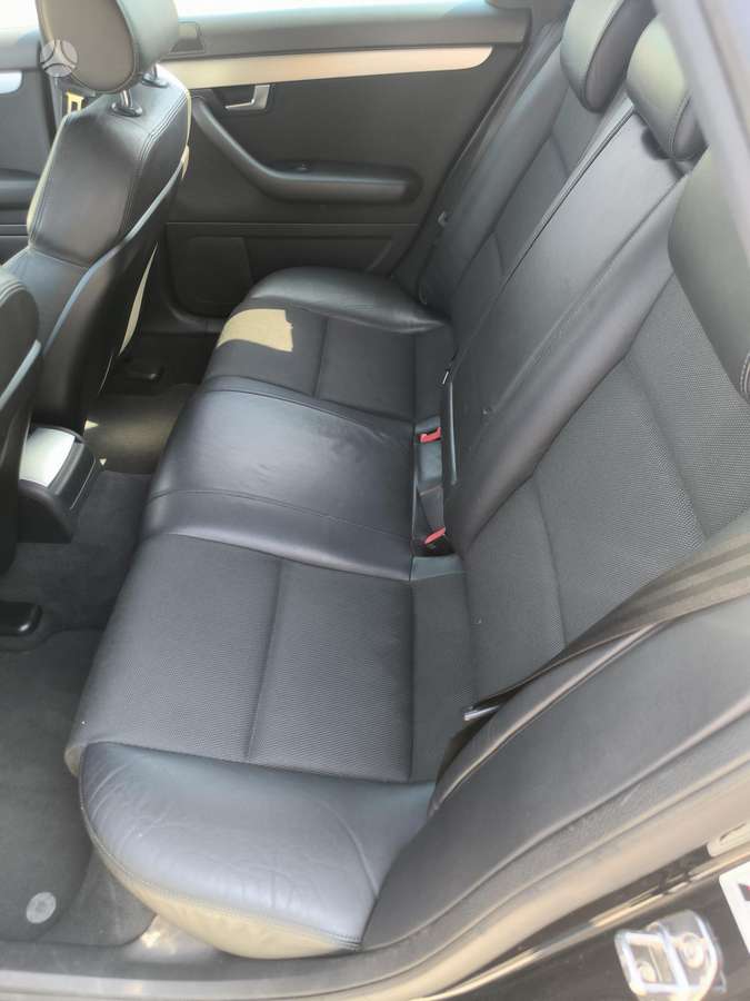 Audi A4 2006 — photo 10