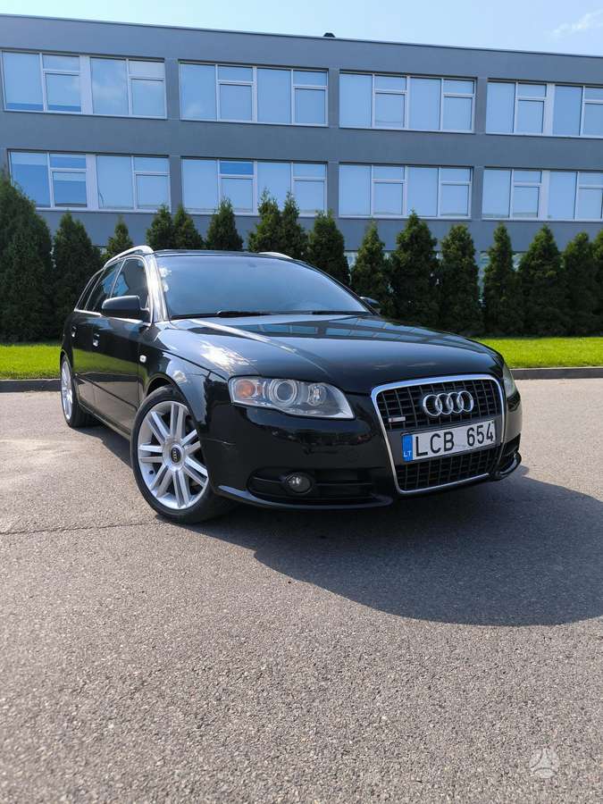 Audi A4 2006 — rear view