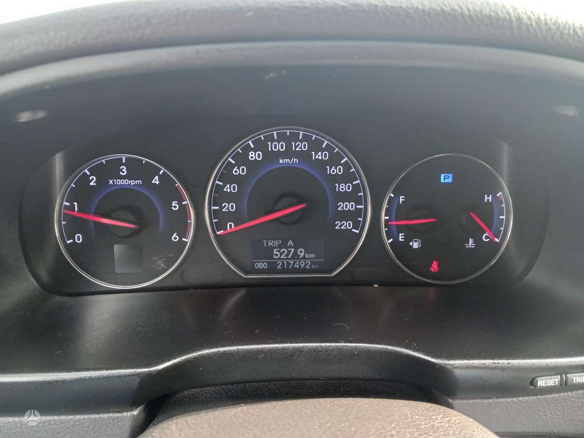 Hyundai Santa 2010 — photo 10