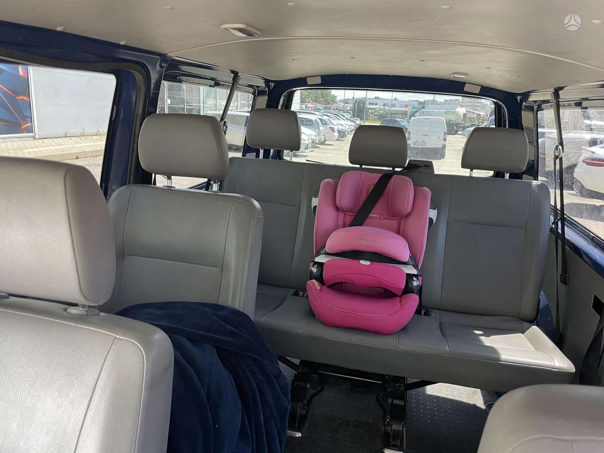 Volkswagen Transporter 2008 — photo 12