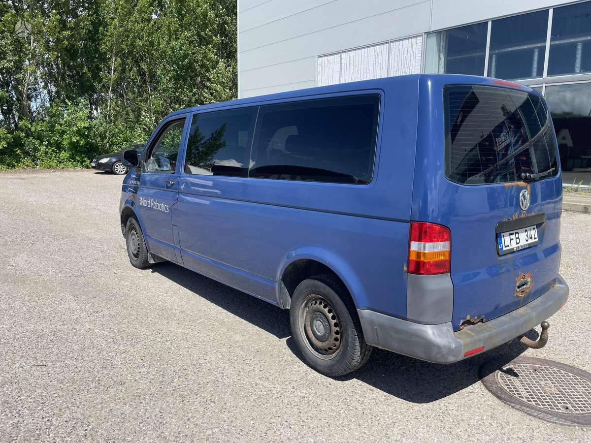 Volkswagen Transporter 2008 — photo 5