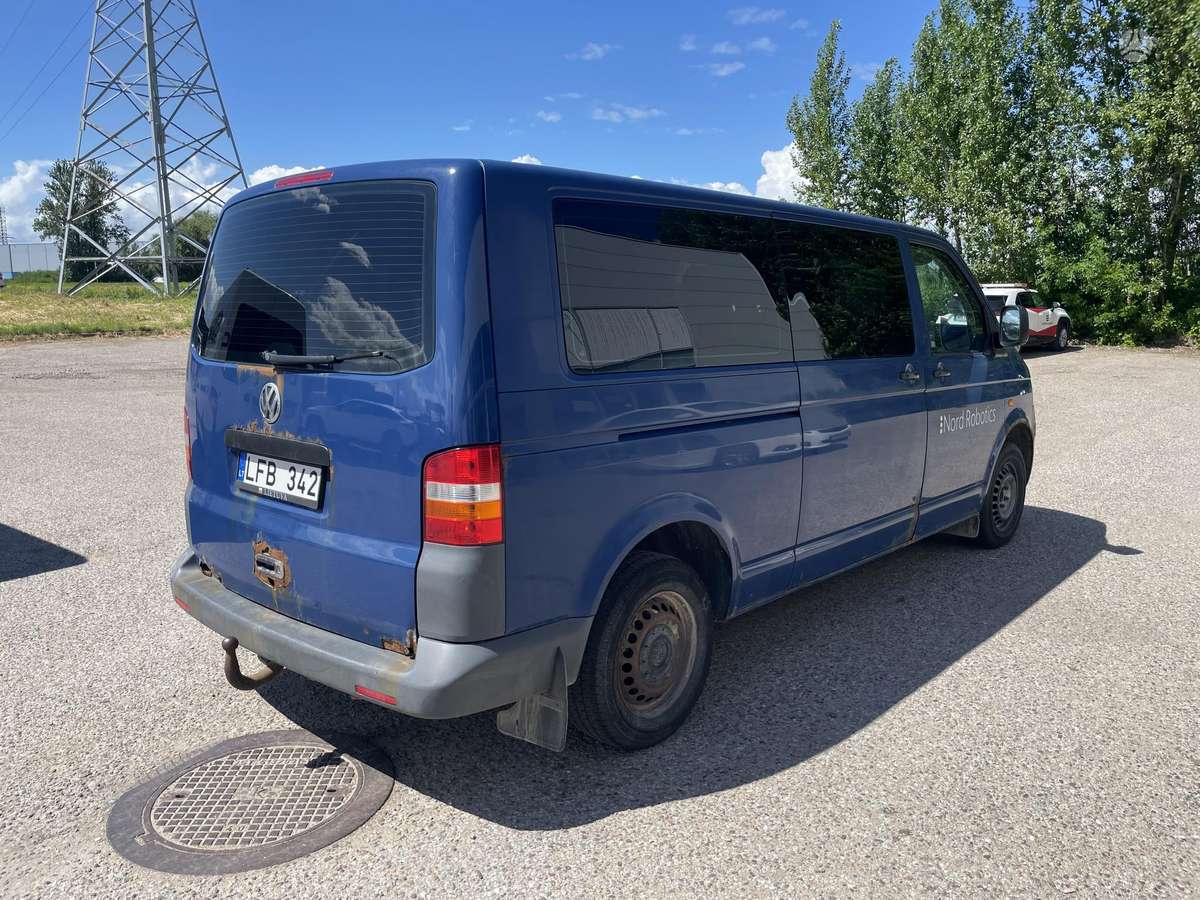 Volkswagen Transporter 2008 — photo 6