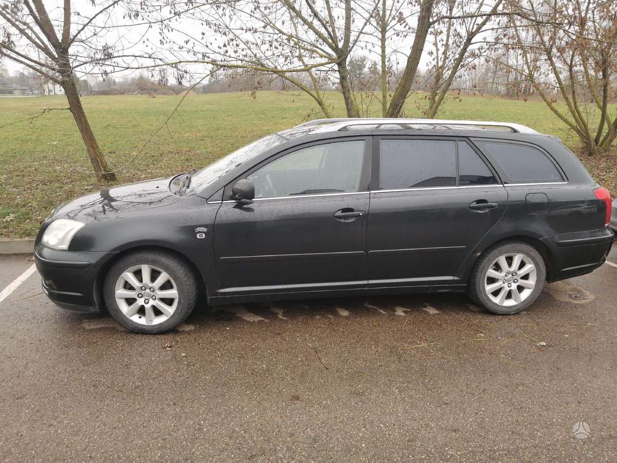 Toyota Avensis 2004 — photo 7