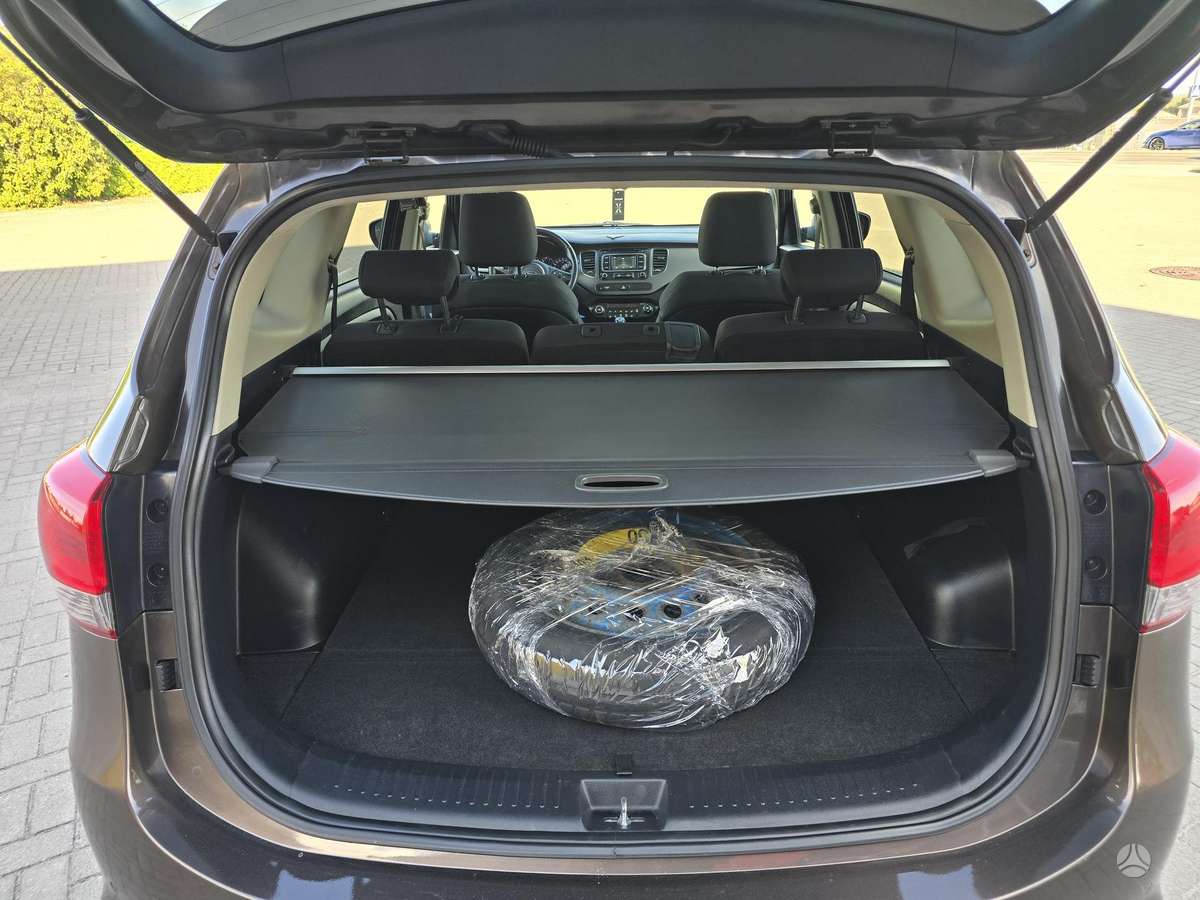Kia Carens 2014 — photo 16