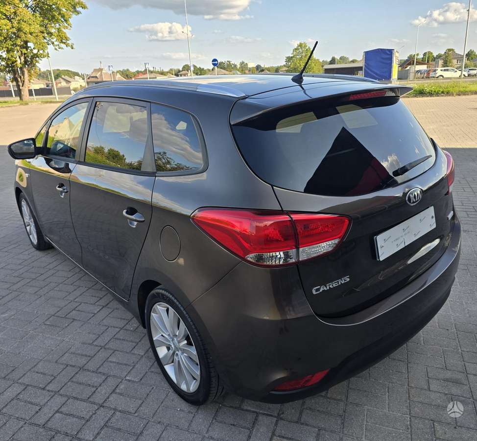 Kia Carens 2014 — photo 7