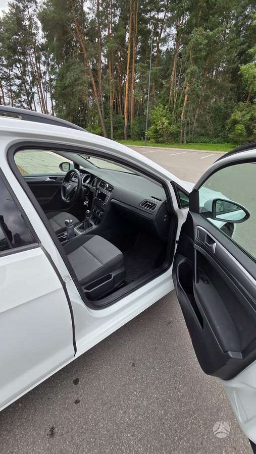 Volkswagen Golf 2015 — photo 11