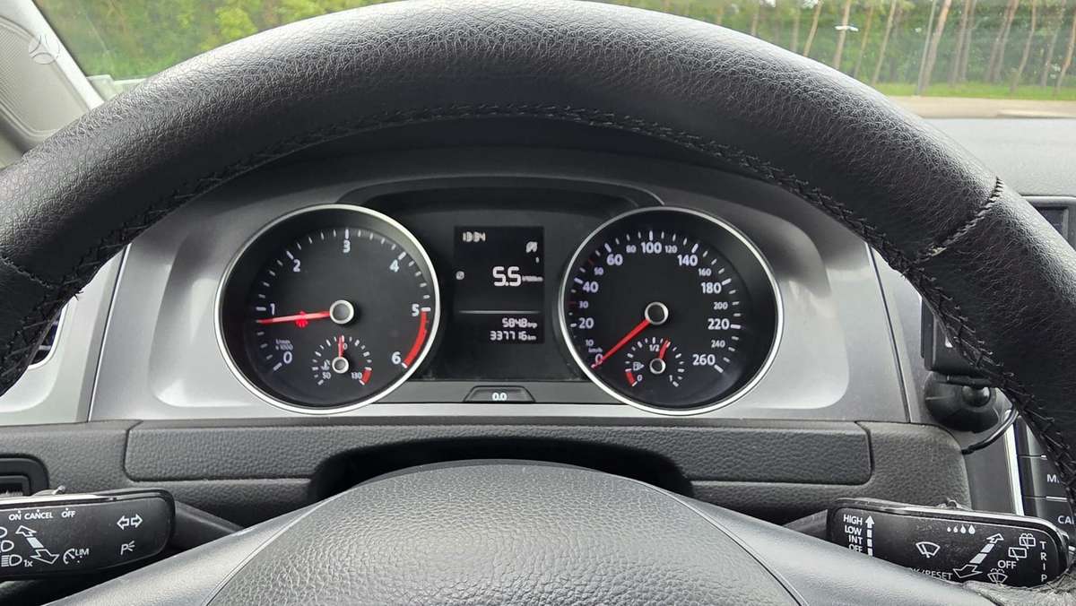 Volkswagen Golf 2015 — photo 17
