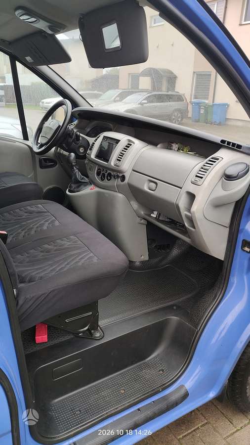 Renault Trafic 2007 — photo 10