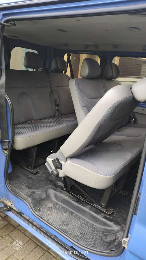 Renault Trafic 2007 — photo 12