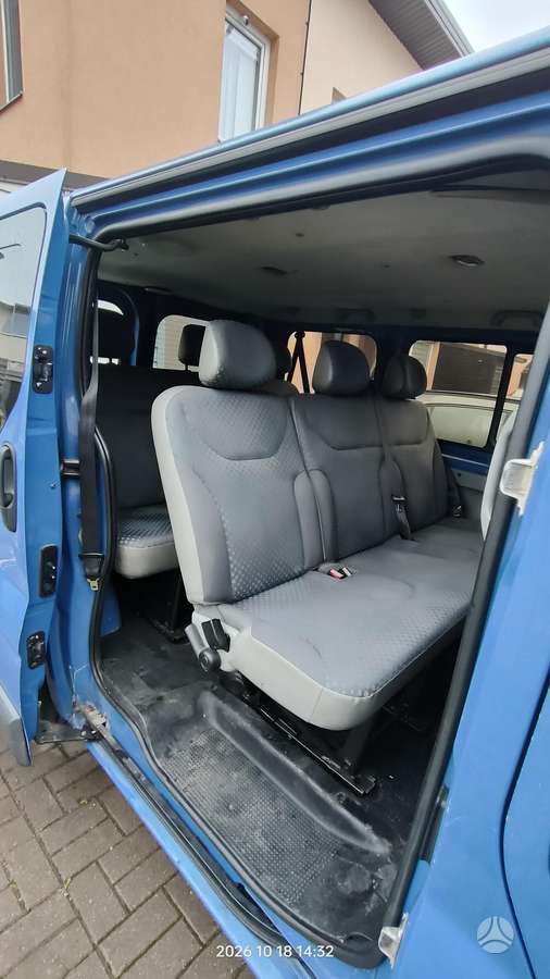 Renault Trafic 2007 — photo 14