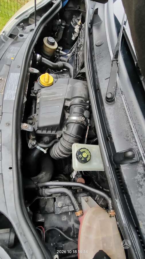 Renault Trafic 2007 — photo 17
