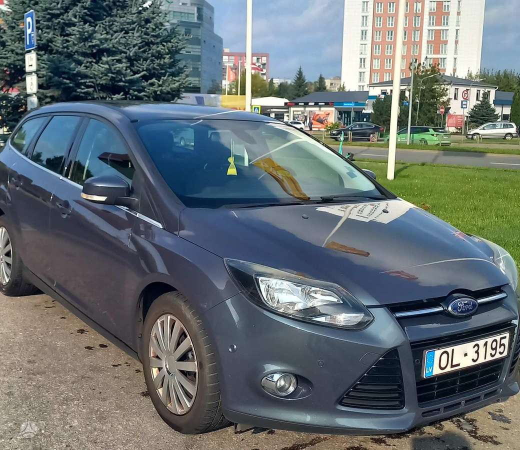 Ford Focus 2013 — engine 1560 cm³, 116 HP (85kW)