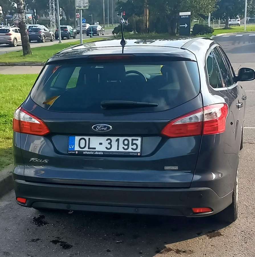 Ford Focus 2013 — photo 6