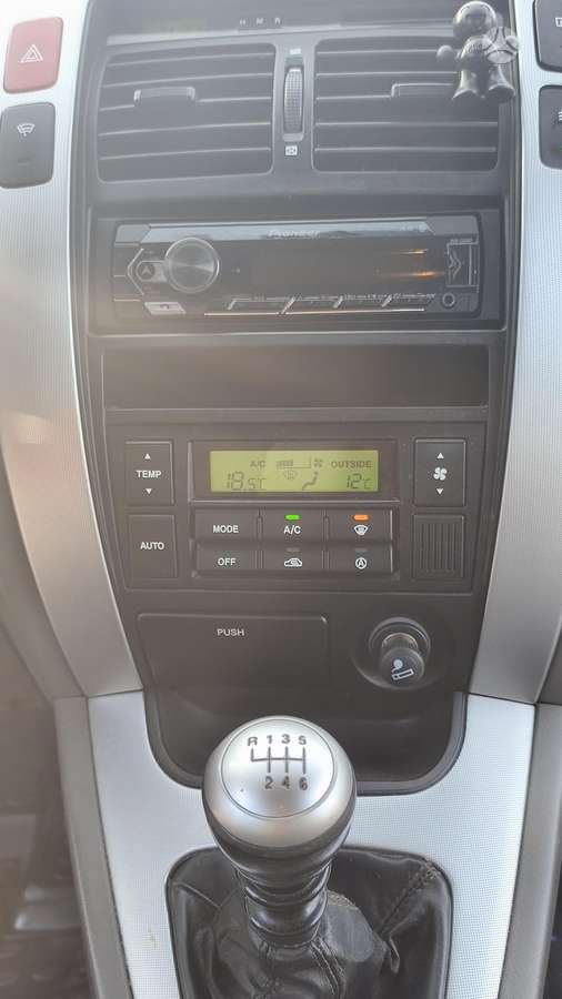 Hyundai Tucson 2006 — photo 16