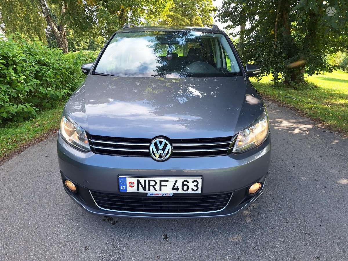 Volkswagen Touran 2010 — photo 8