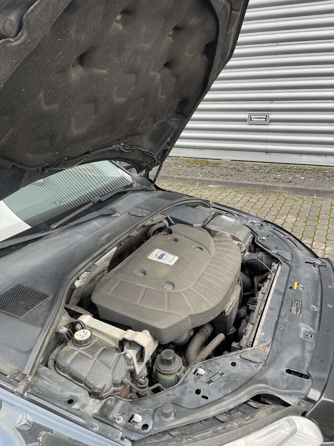 Volvo V70 2013 — photo 28