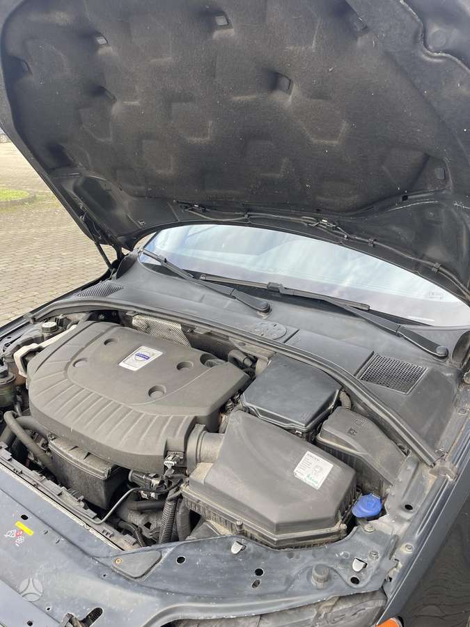 Volvo V70 2013 — photo 29