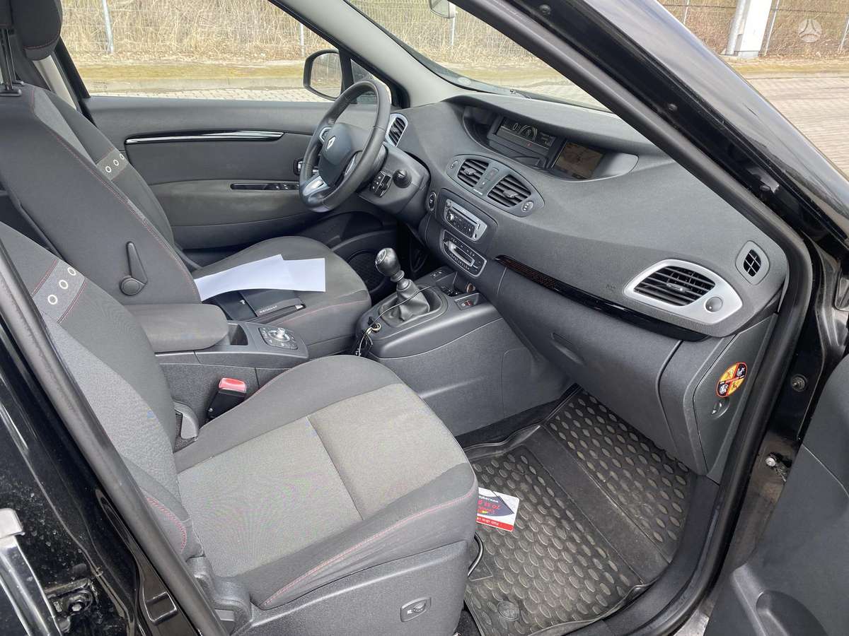 Renault Grand 2012 — photo 8