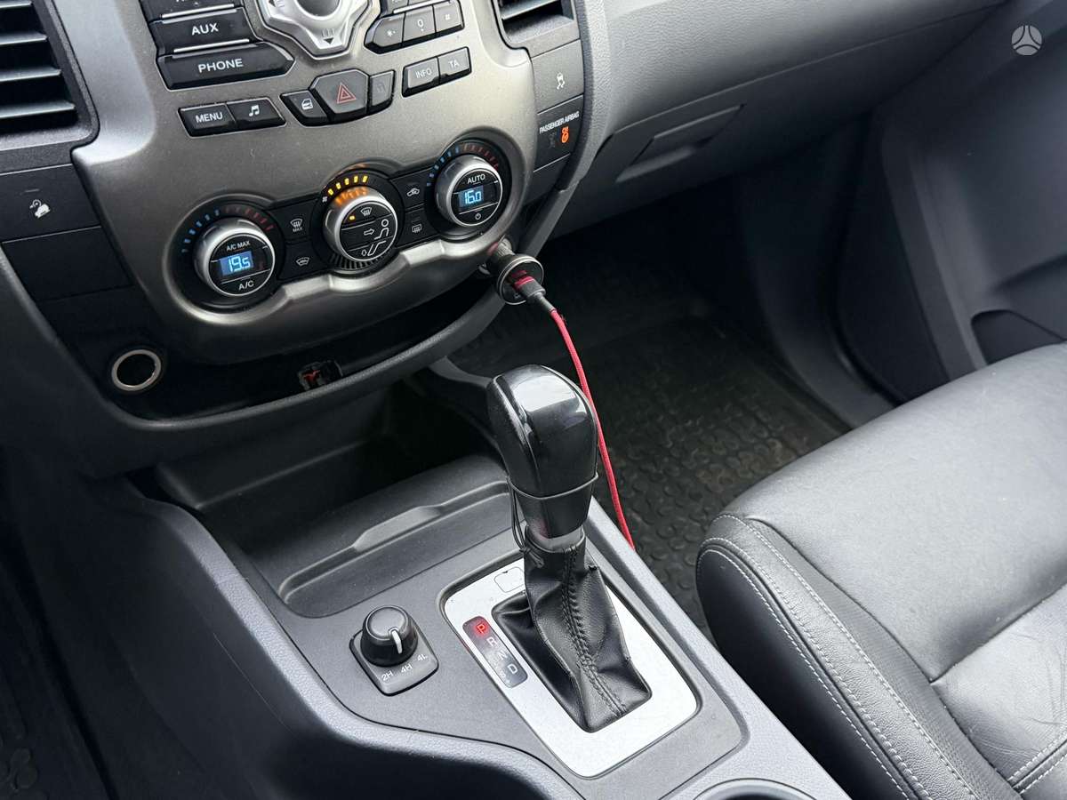 Ford Ranger 2012 — photo 23