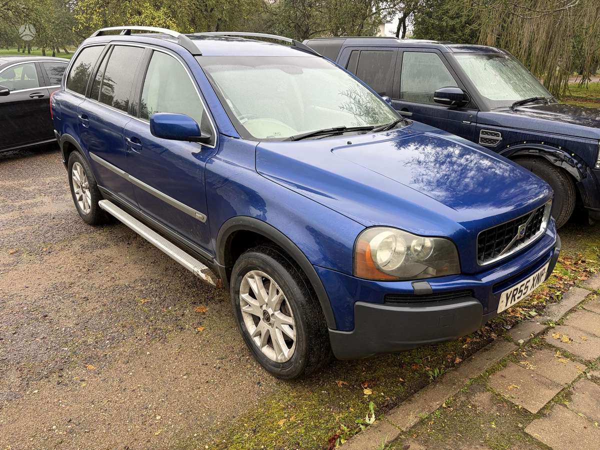 Volvo XC90 2006 — interior