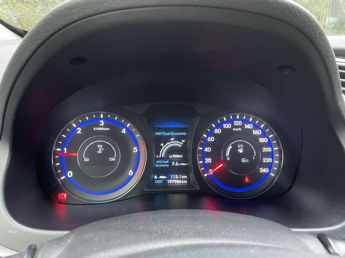 Hyundai i40 2015 — photo 7