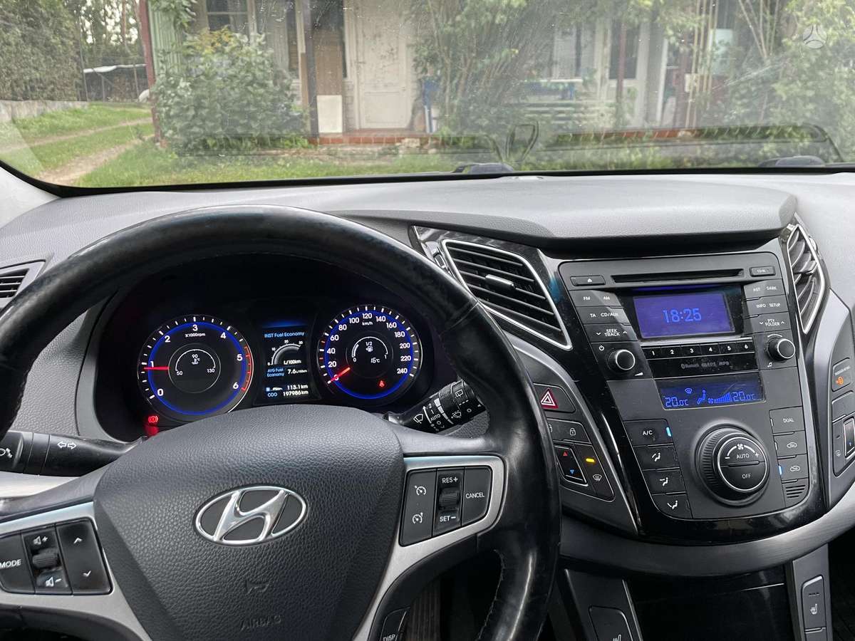 Hyundai i40 2015 — photo 8