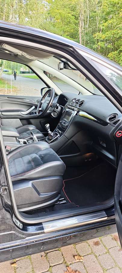 Ford S-MAX 2012 — photo 9