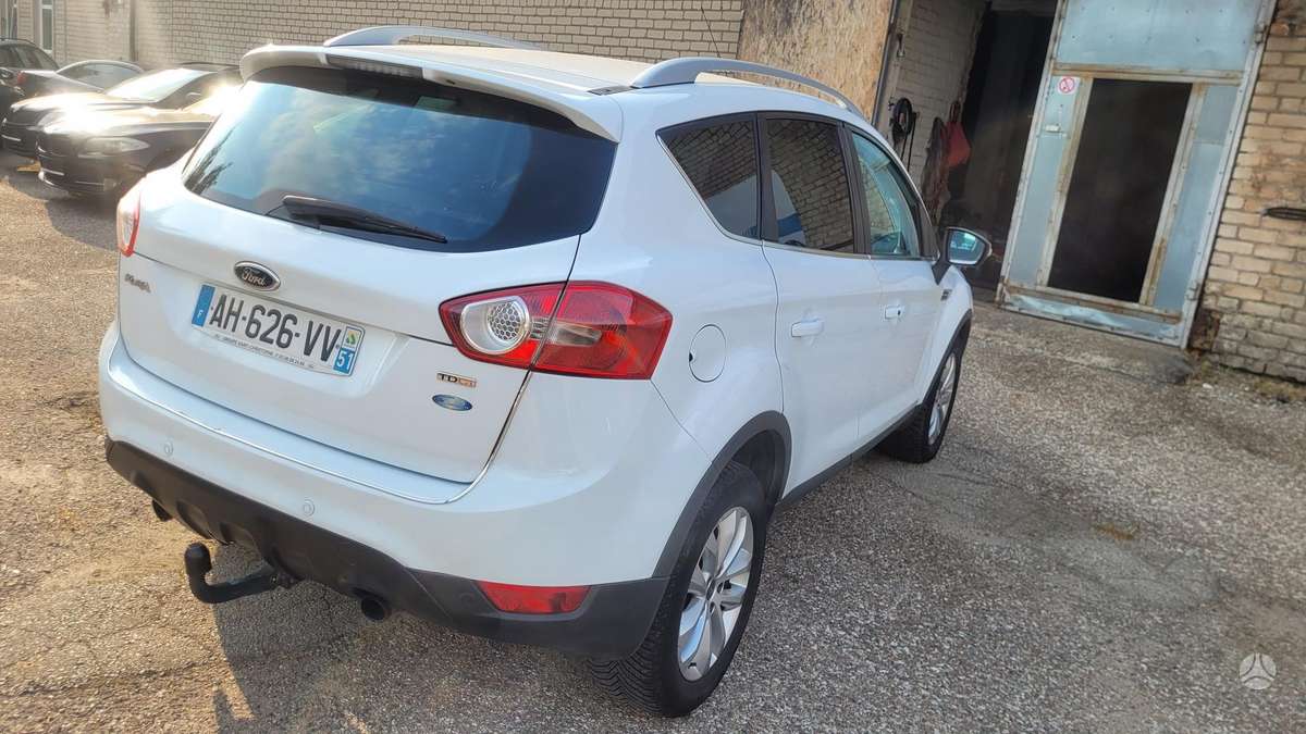 Ford Kuga 2009 — photo 12