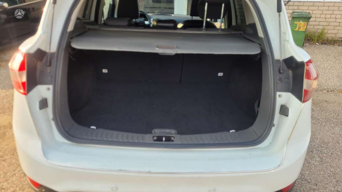 Ford Kuga 2009 — photo 13