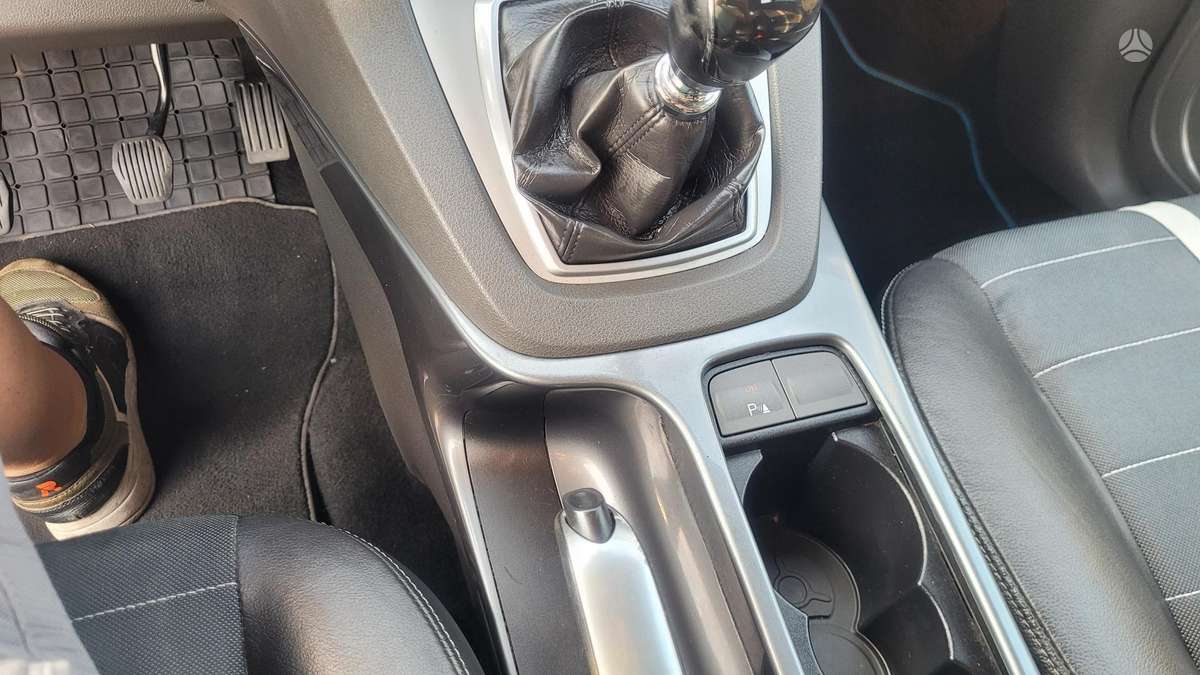 Ford Kuga 2009 — photo 24