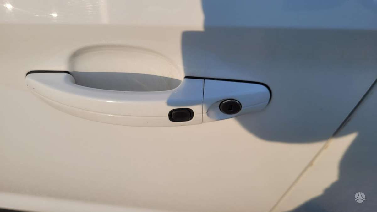 Ford Kuga 2009 — photo 28
