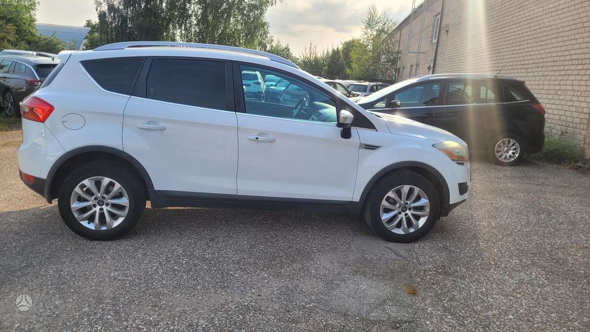 Ford Kuga 2009 — photo 5