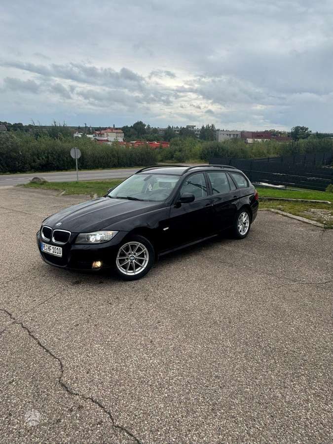 BMW 320, 2011