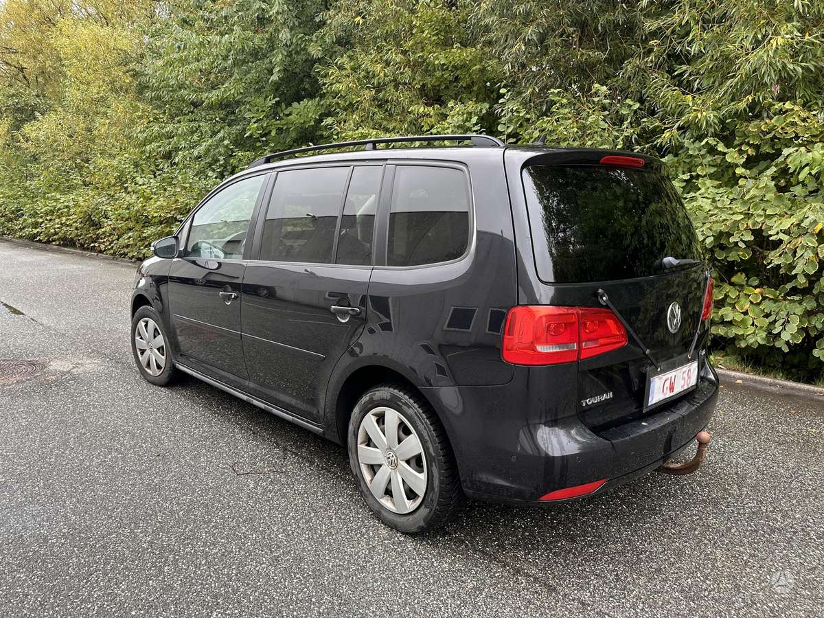 Volkswagen Touran 2013 — photo 6