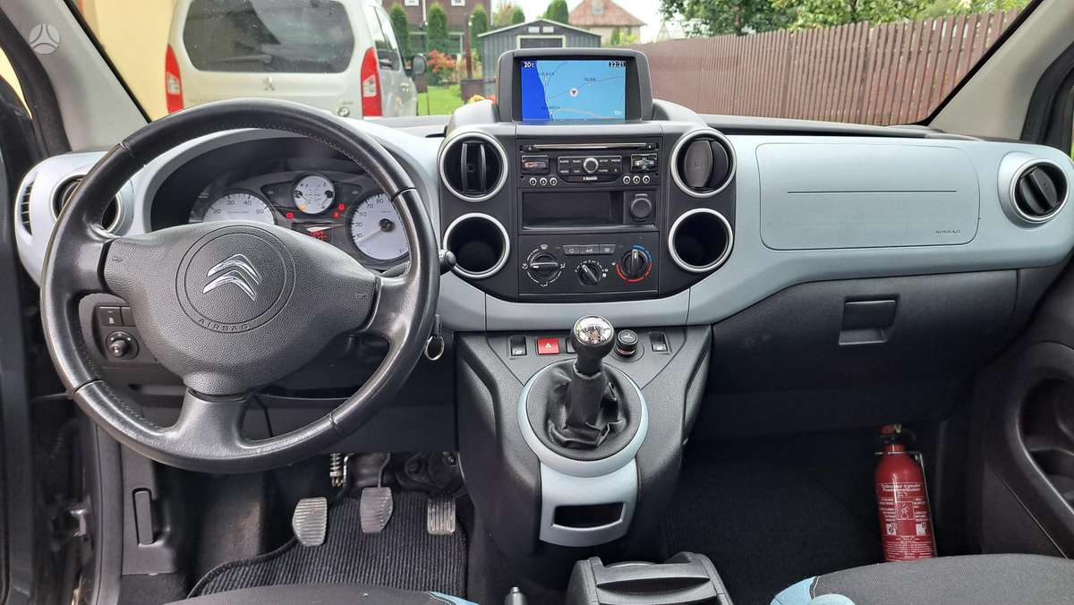 Citroen Berlingo 2015 — photo 12