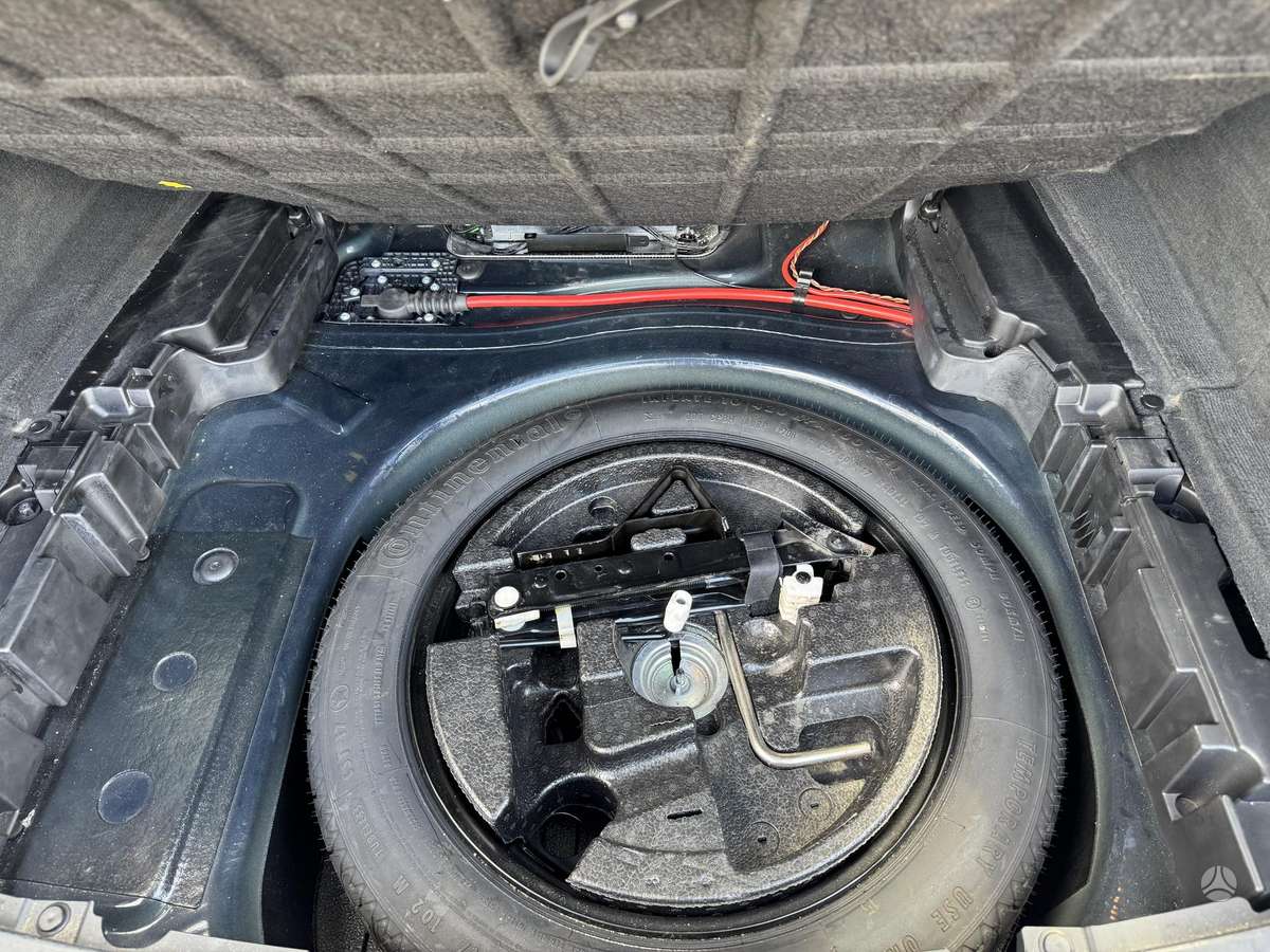 BMW 525 2008 — photo 16
