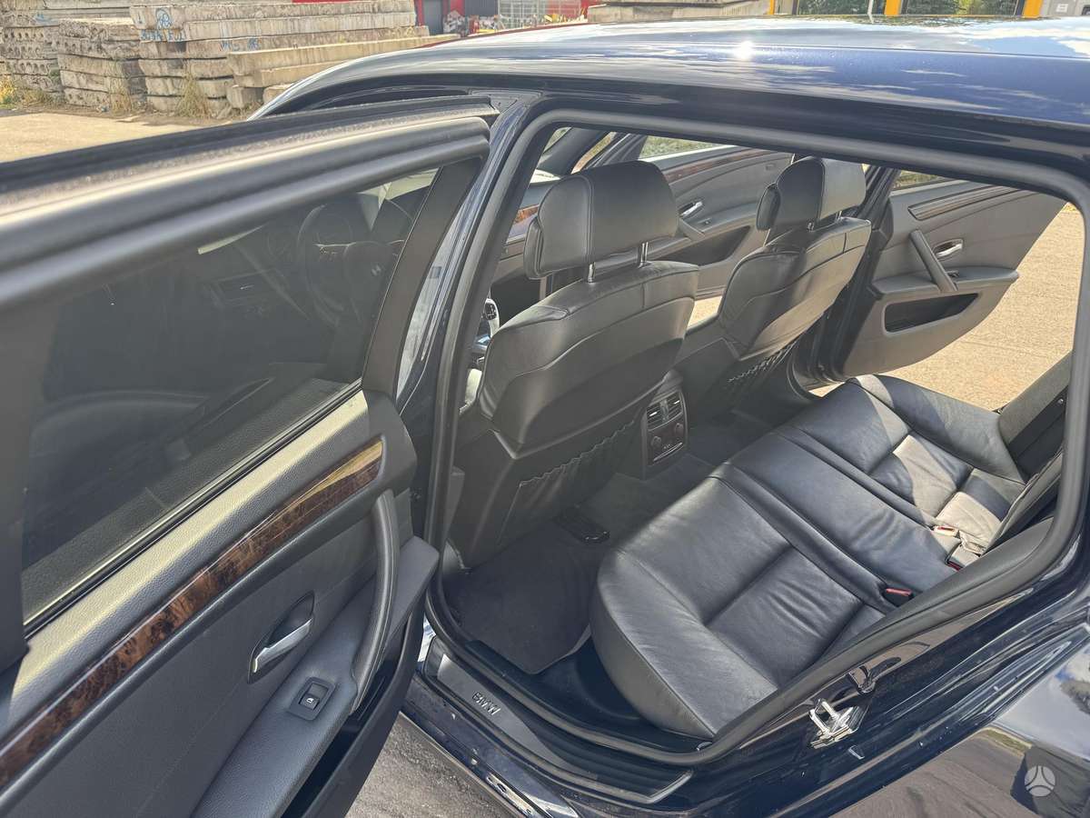 BMW 525 2008 — photo 8