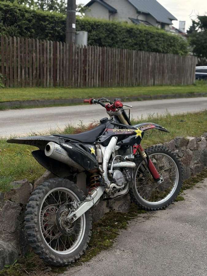 Honda CRF 2008 — двигун 450 cm³