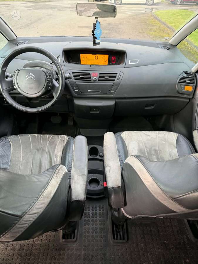 Citroen C4 2007 — engine 1997 cm³, 136 HP (100kW)