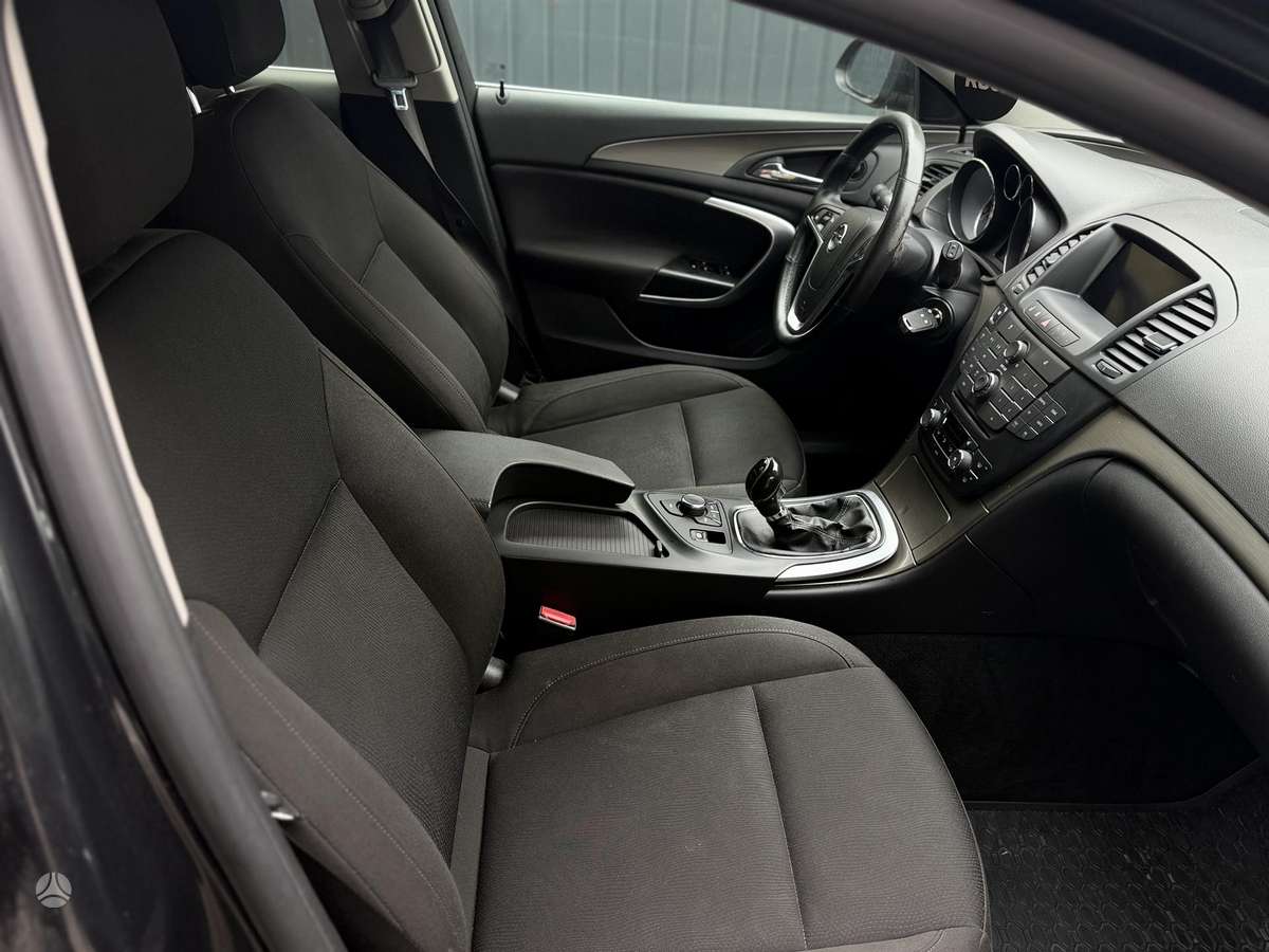 Opel Insignia 2012 — фото 10