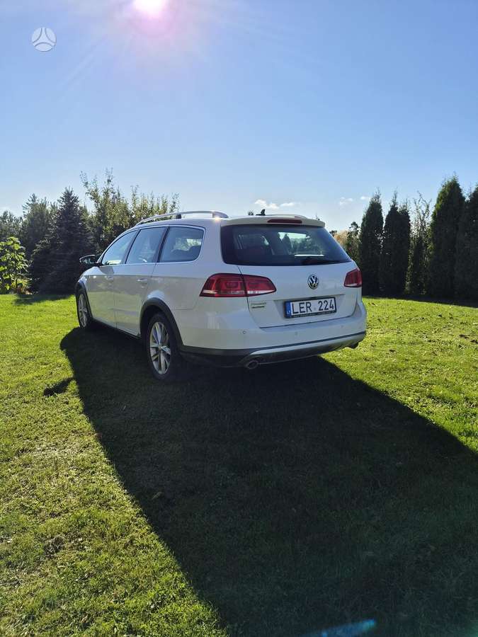 Volkswagen Passat 2012 — photo 6