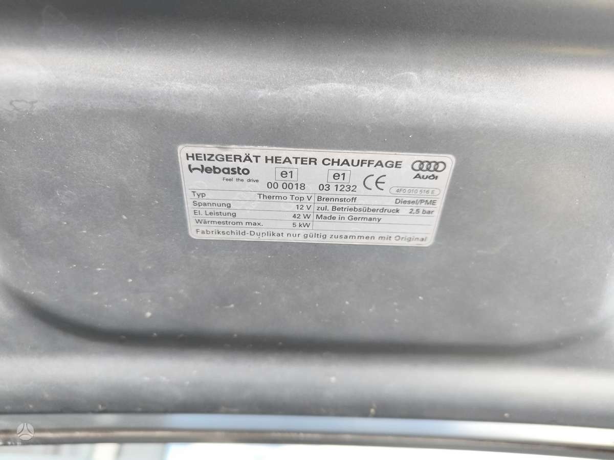 Audi A6 2010 — photo 32