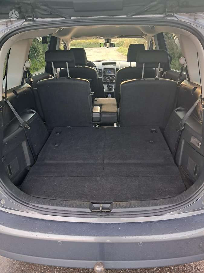 Mazda 5 2010 — photo 12