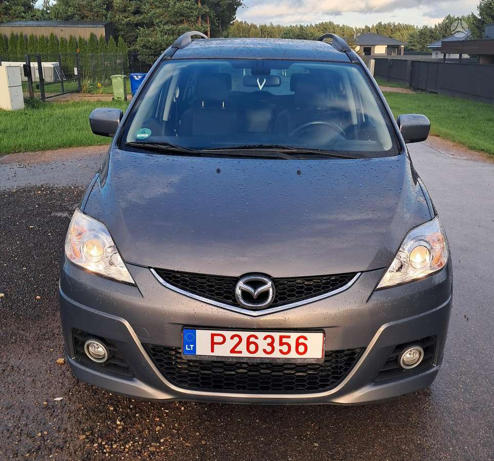 Mazda 5 2010 — rear view