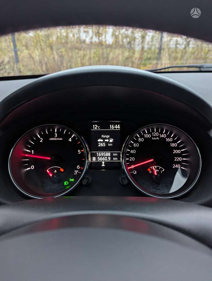 Nissan Qashqai 2012 — photo 44