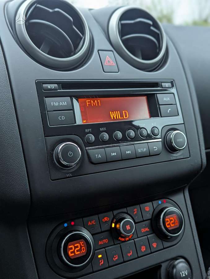 Nissan Qashqai 2012 — photo 46