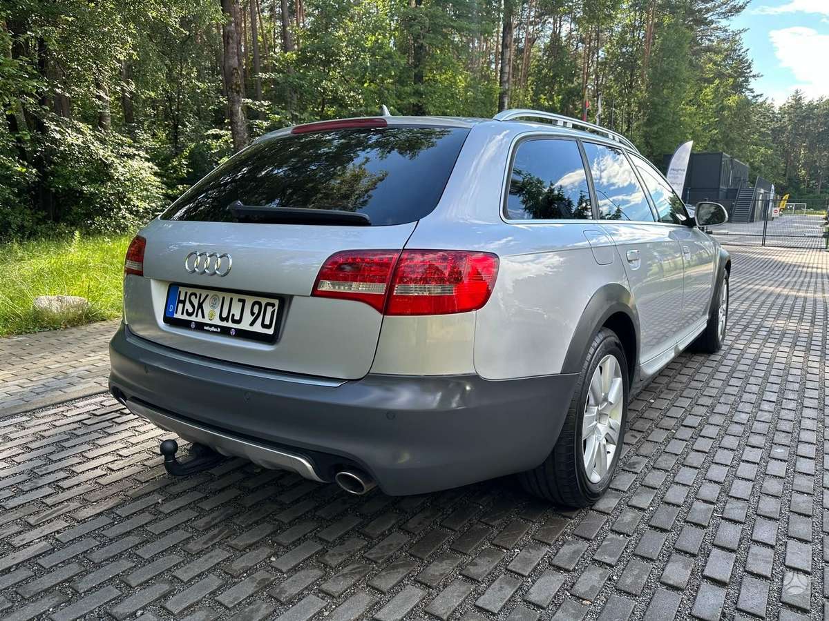 Audi A6 2011 — photo 10